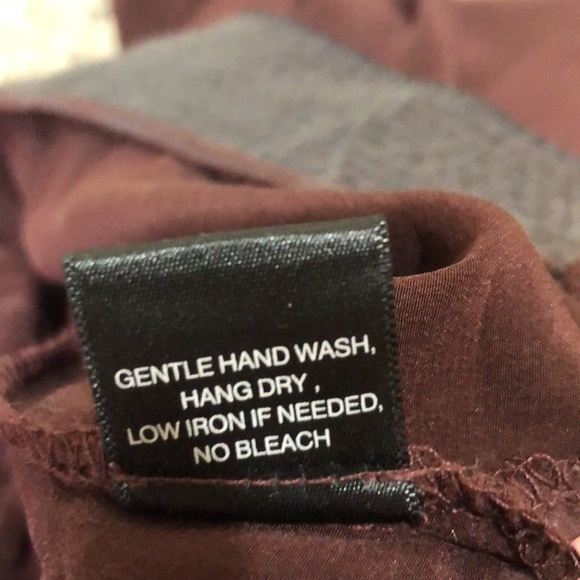 Anthropologie Line & Dot Blouse Size Small Maroon Red Silk - Picture 9 of 11